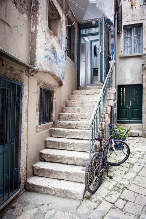 Apartment Art روفينج الغرفة الصورة