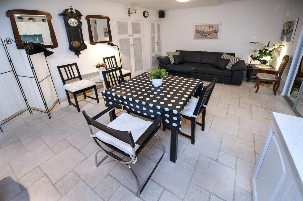 Apartment Art روفينج الغرفة الصورة